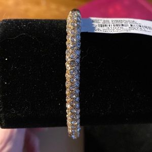 NWT Gallery Design gold bangle